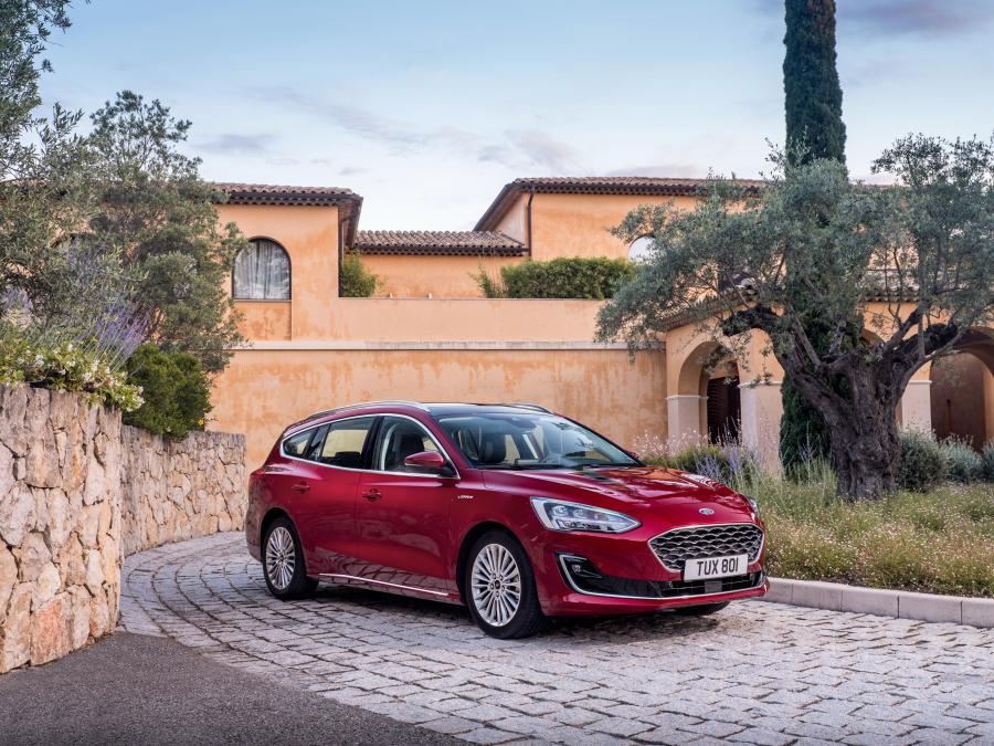  Ford Focus Vignale Turnier 2018 года  (WW) (фото 1 из 40)